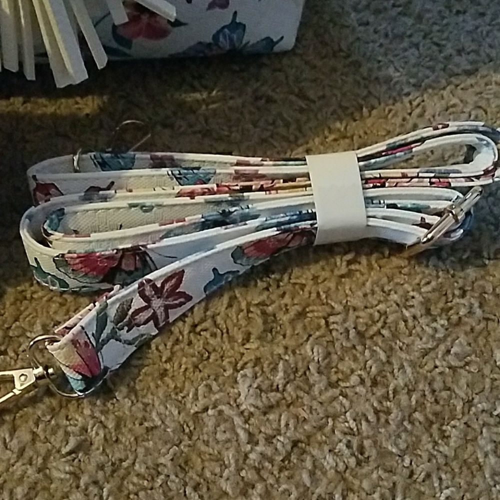 Purses - Picture 4 of 7